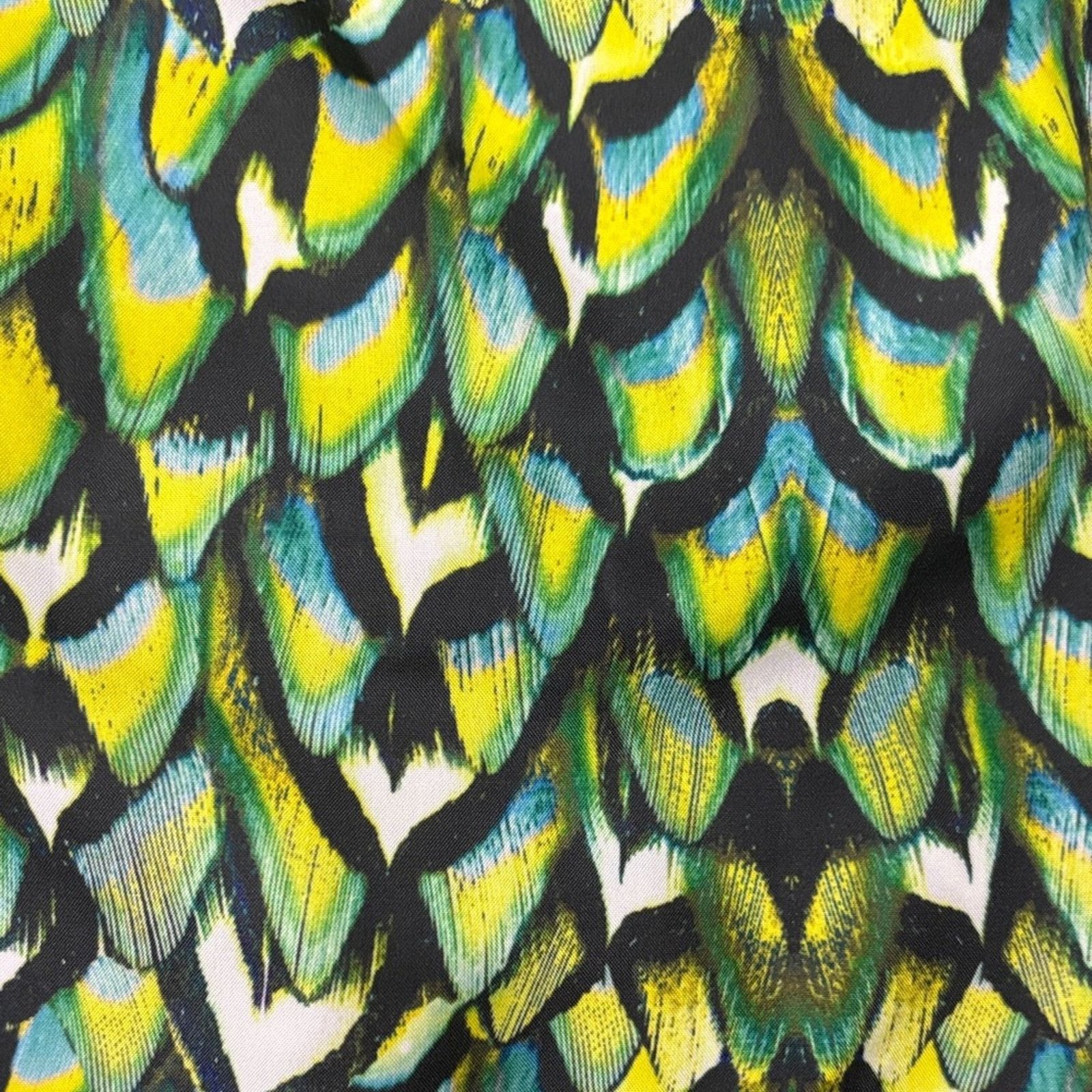 Just Cavalli NWT Just Cavalli Peacock Feather Print Shorts in Green siz M Size US 36 / EU 52 - 5 Thumbnail