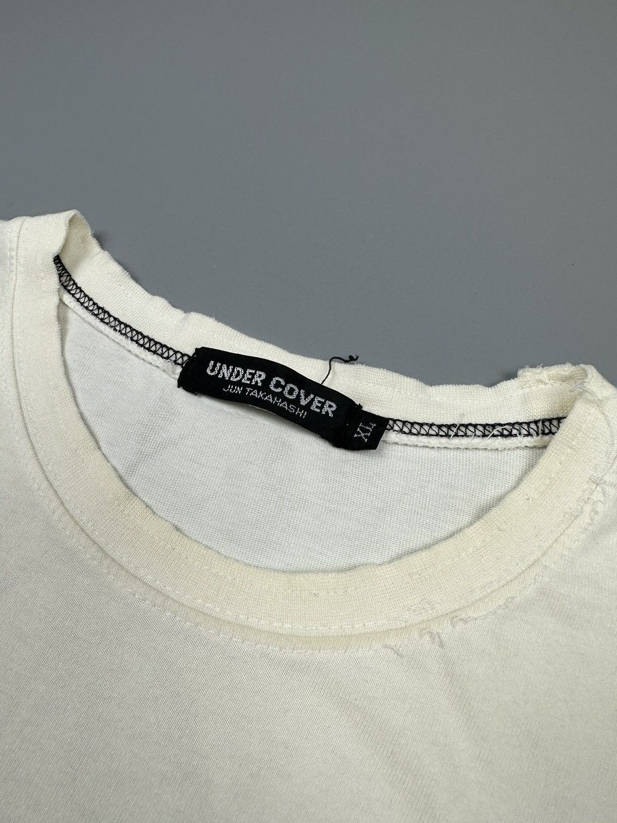 Jun Takahashi × Undercover 🔥RARE🔥VINTAGE UNDERCOVER 2003 “MERRY CHRISTMAS” TEE Size US XL / EU 56 / 4 - 6 Thumbnail