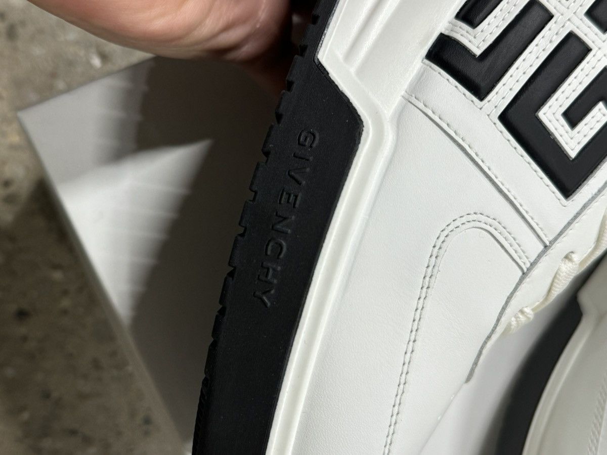 Givenchy Givenchy G4 Leather Sneaker NEW 900$ Size US 9 / EU 42 - 5 Thumbnail