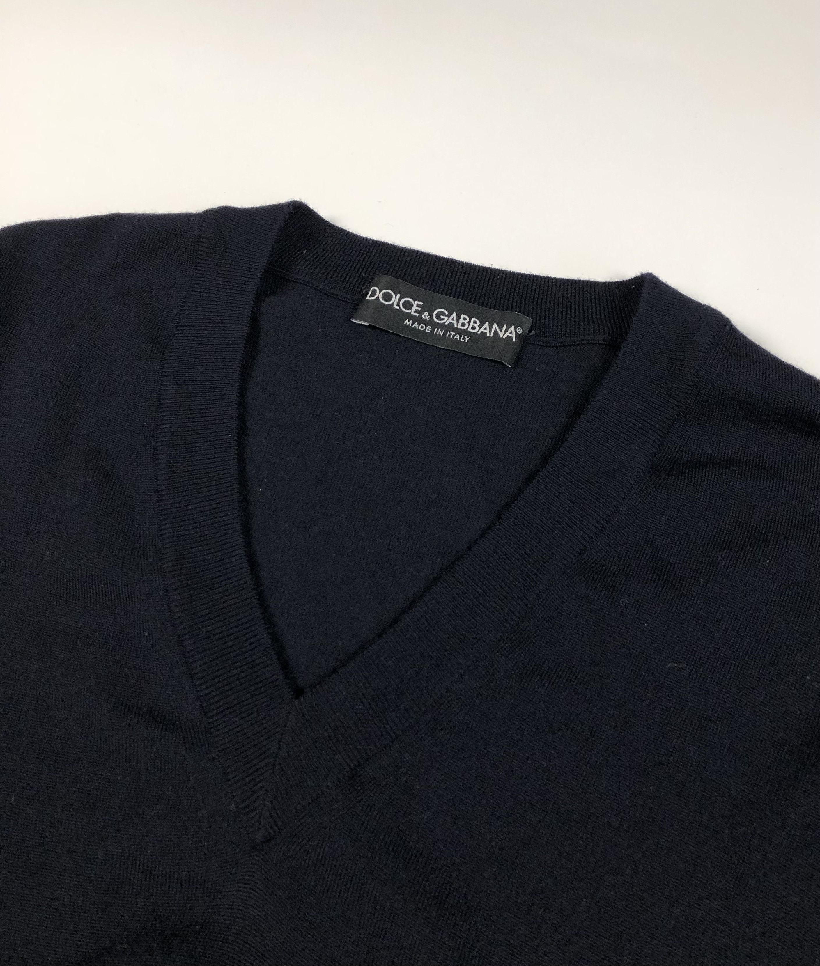 Dolce & Gabbana Dolce Gabbana Wool V-Neck Navy Jumper Size US L / EU 52-54 / 3 - 3 Thumbnail