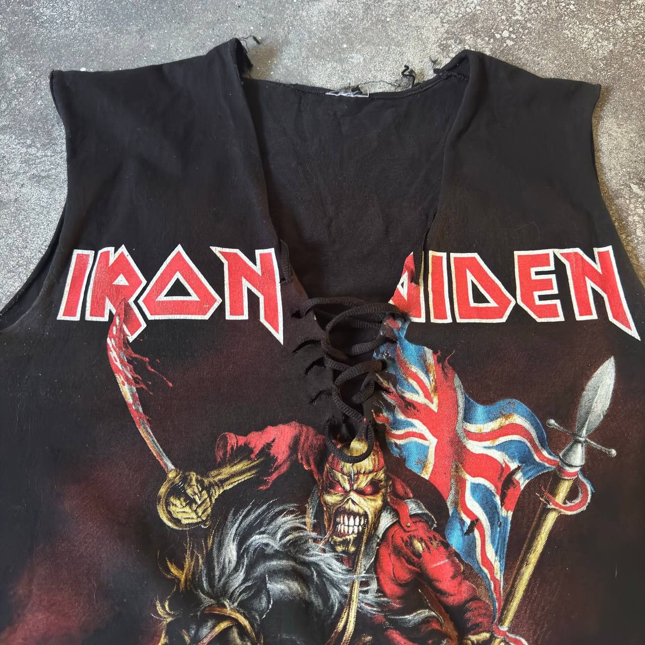 Band Tees × Iron Maiden Iron Maiden Vintage Tour Distressed Tank Top Size US M / EU 48-50 / 2 - 7 Thumbnail