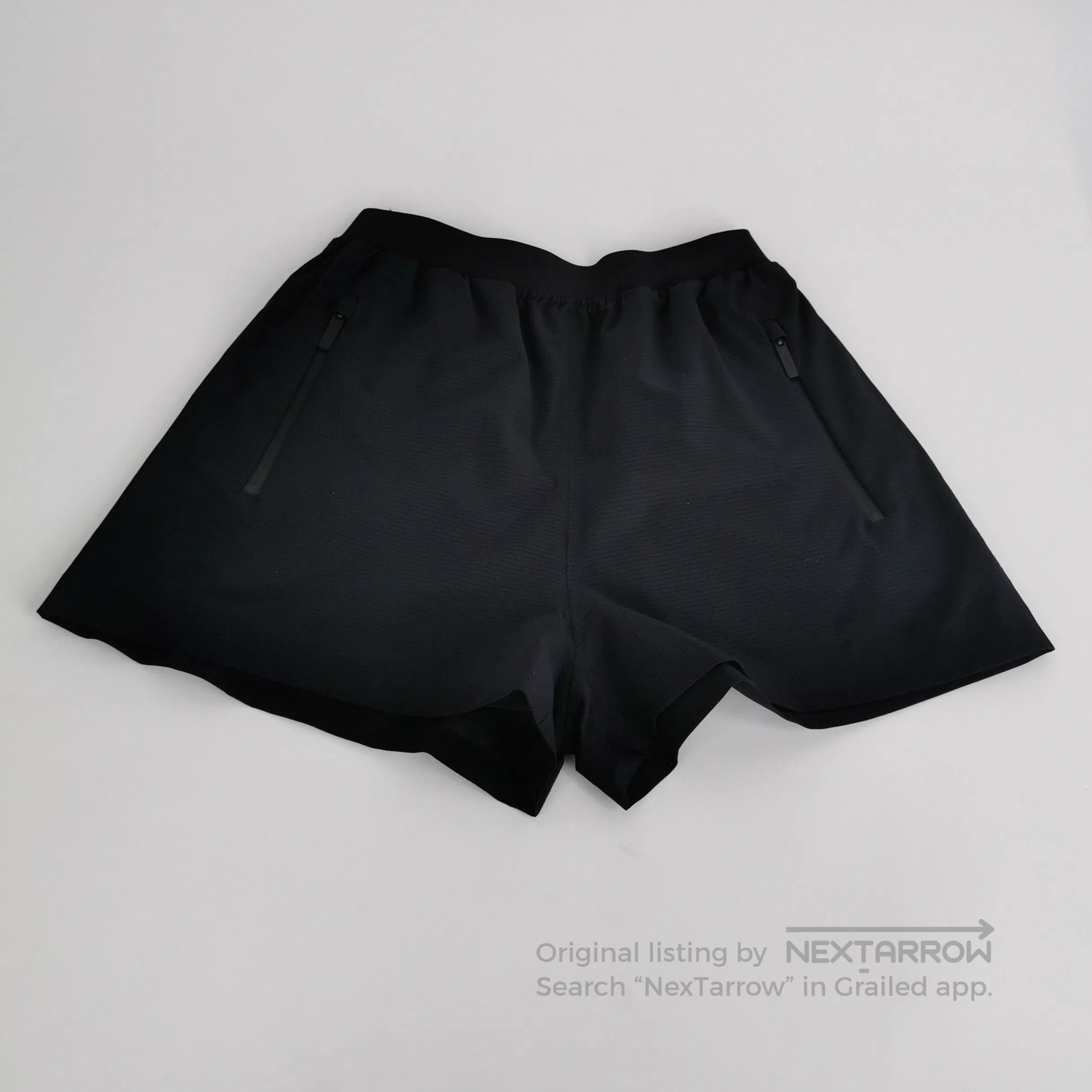 Prada Prada XS Solid Letter Logo Shorts. Size US 26 / EU 42 - 2 Thumbnail