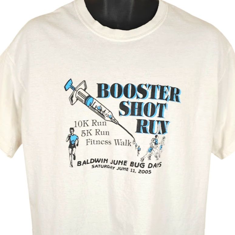 Gildan VINTAGE Gildan T-Shirt Mens Large White Booster Shot Run 10K Y2K Graphic Tee Short Sleeve Crew Neck Double-Sided Sports Running 2000s Size US L / EU 52-54 / 3 - 2 Thumbnail