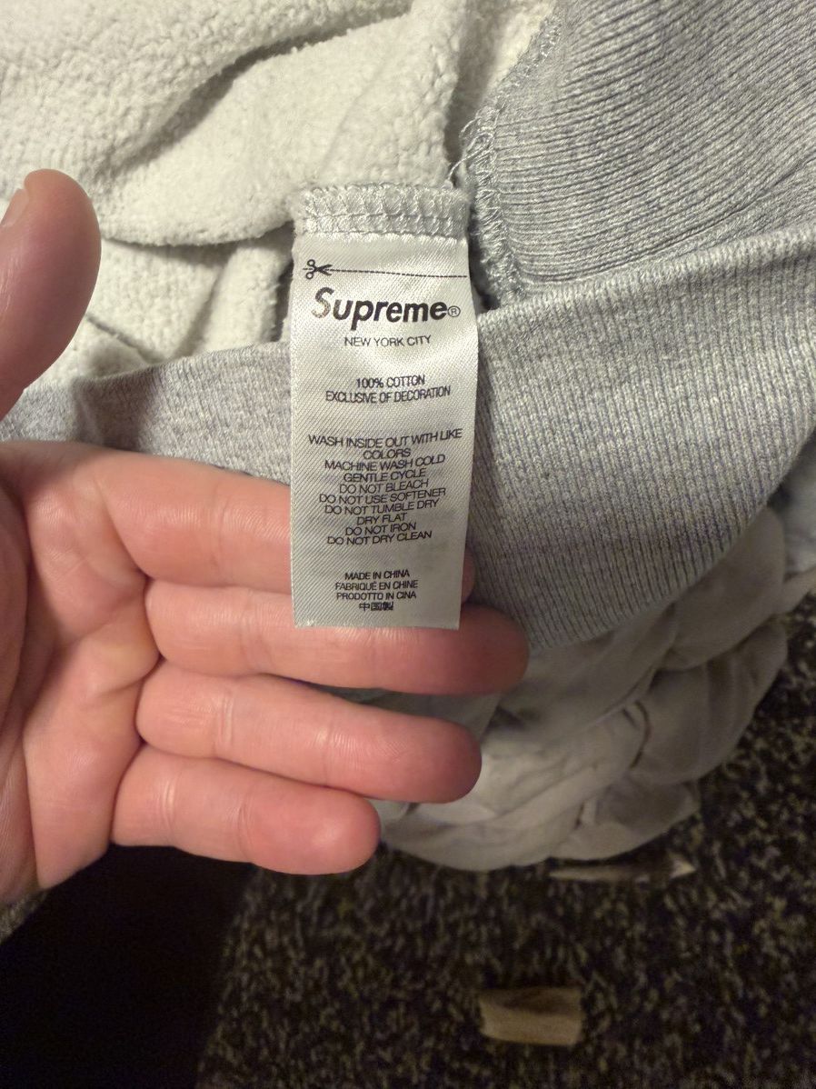 Supreme Supreme - hoodie logo Size US L / EU 52-54 / 3 - 6 Thumbnail