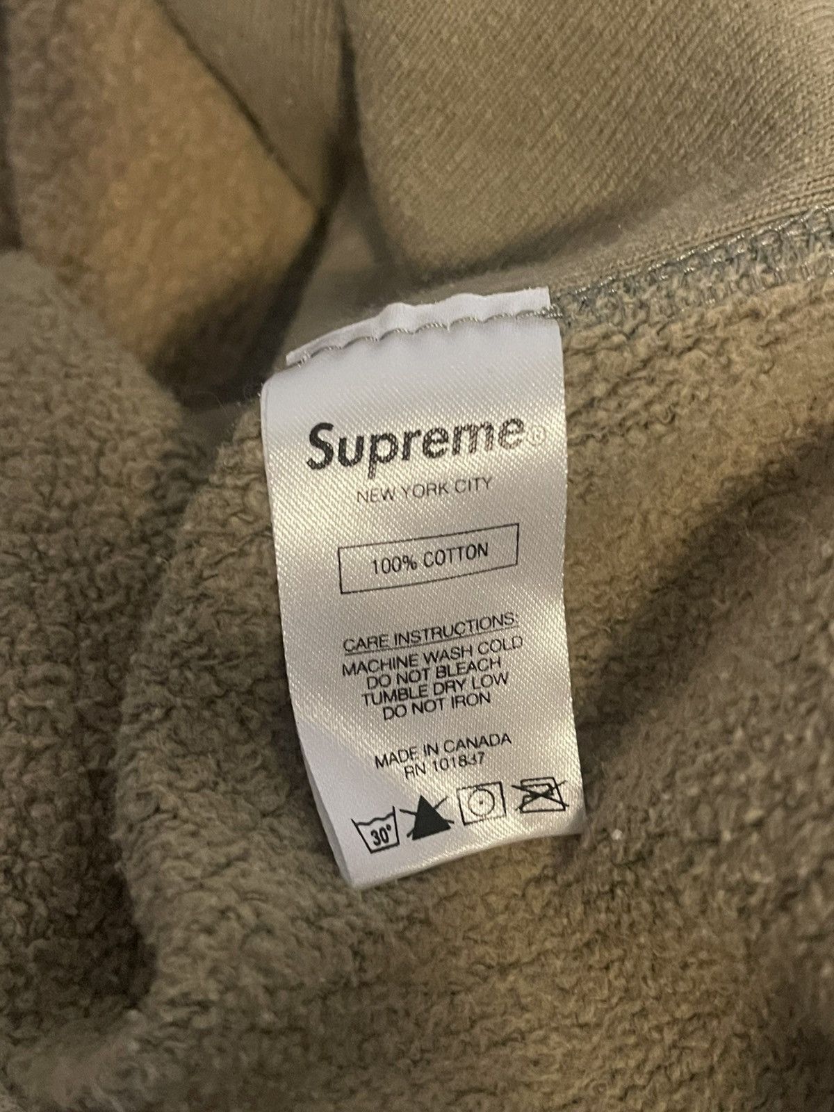 Supreme Supreme Mini Box Logo Sweatshirt Size US L / EU 52-54 / 3 - 12 Thumbnail