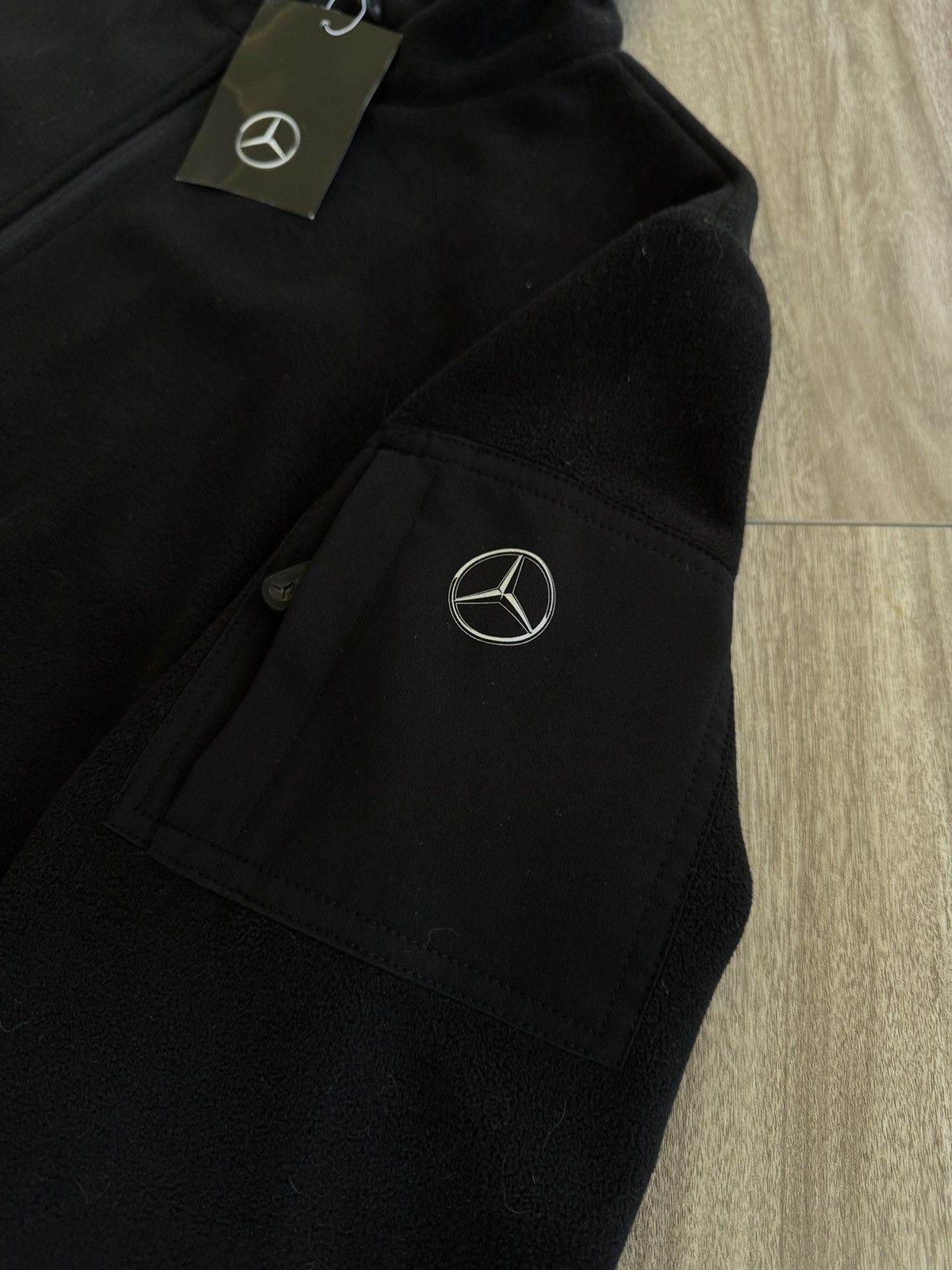 Mercedes-Benz Mercedes-Benz Fleece Zip-Up Jacket Black Size US L / EU 52-54 / 3 - 4 Thumbnail