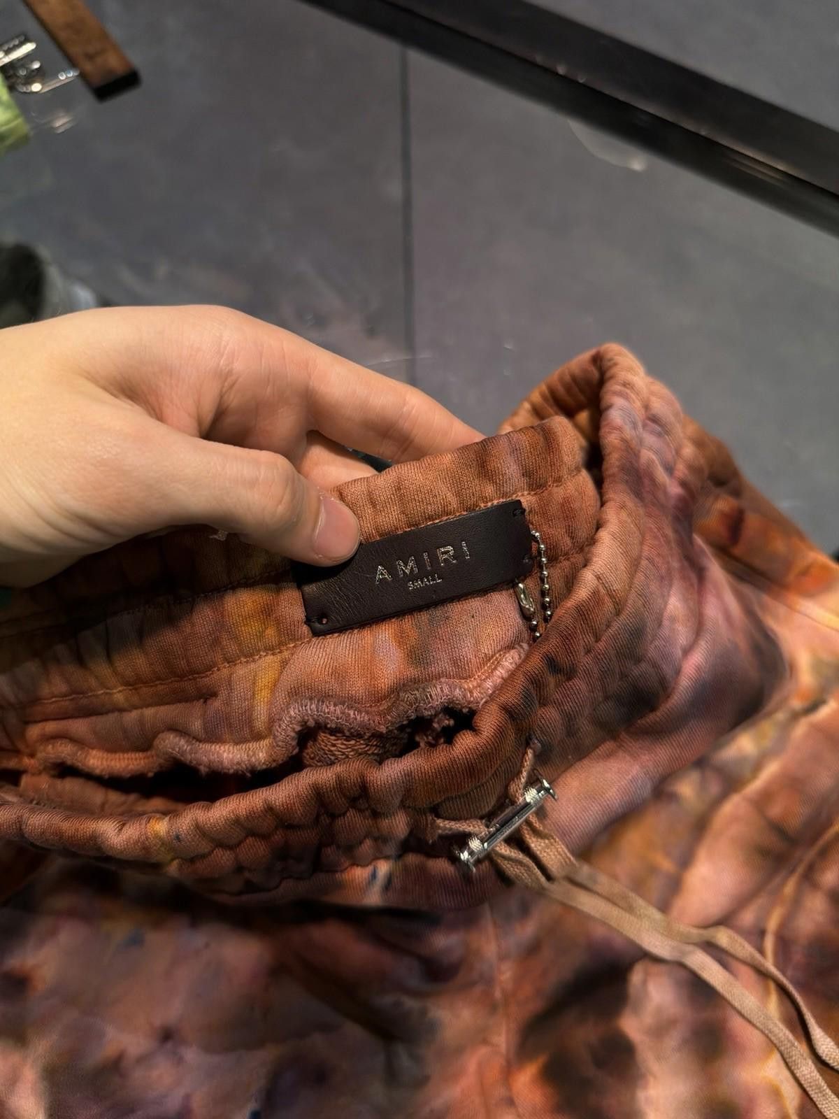 Amiri AMIRI TIE DYE MA SWEATSHORTS S22MJL025 SIZE (Small) New Red Size US 30 / EU 46 - 9 Thumbnail