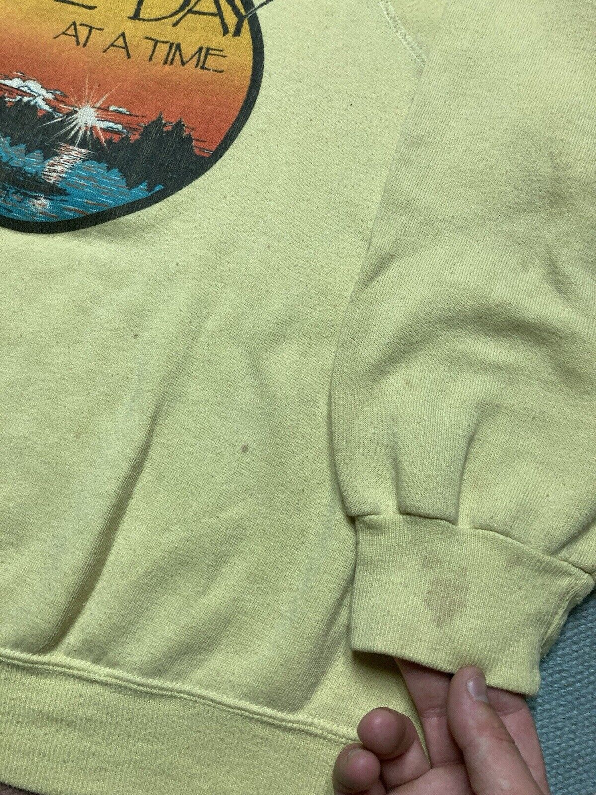 Vintage 80s sweatshirt one day at a time sunset lake chopped neck XL Size US XL / EU 56 / 4 - 5 Thumbnail