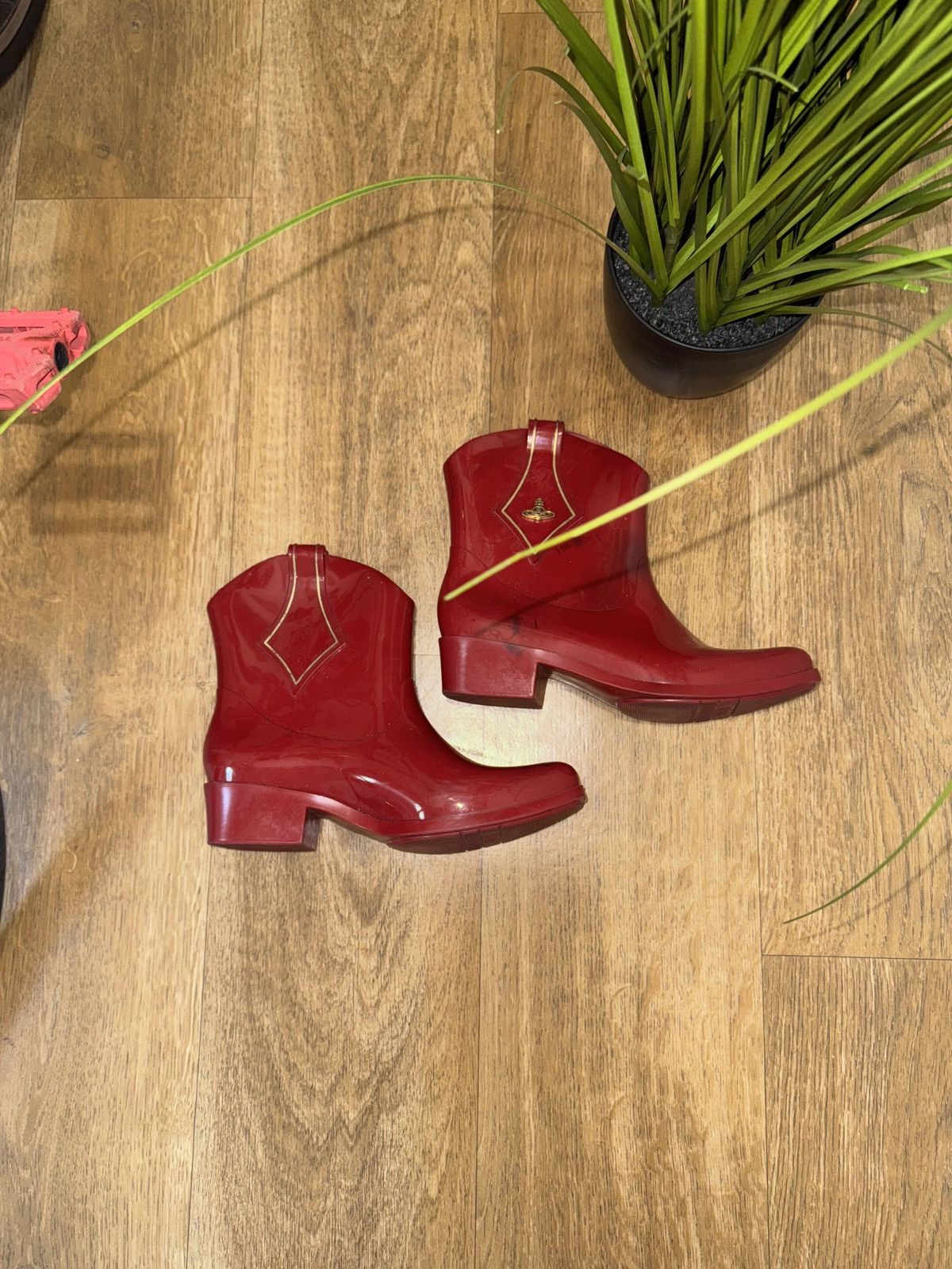 Melissa × Vivienne Westwood VIVIENNE WESTWOOD MELISSA RIBBED RED COWBOY SHOES Size US 9 / IT 39 - 3 Thumbnail