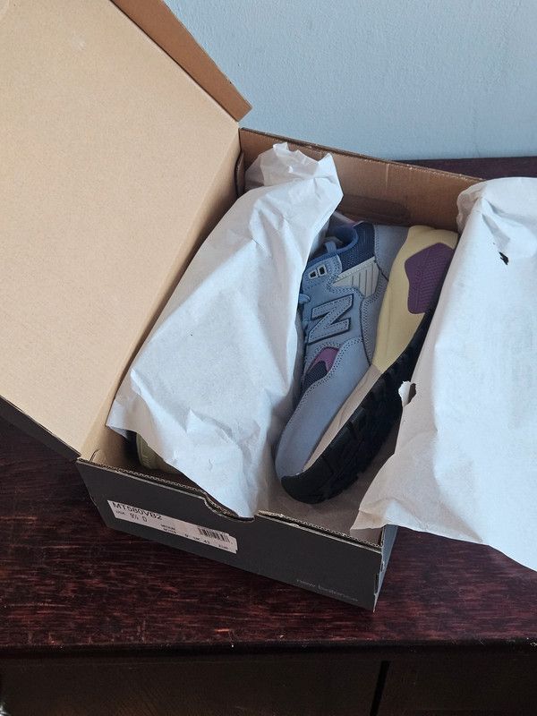 New Balance New Balance 580 43 Size US 9.5 / EU 42-43 - 5 Thumbnail
