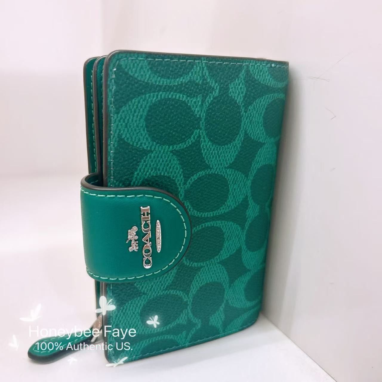 Coach NWT Coach Medium Corner Zip Wallet In Signature Canvas CW786 Size ONE SIZE - 3 Thumbnail