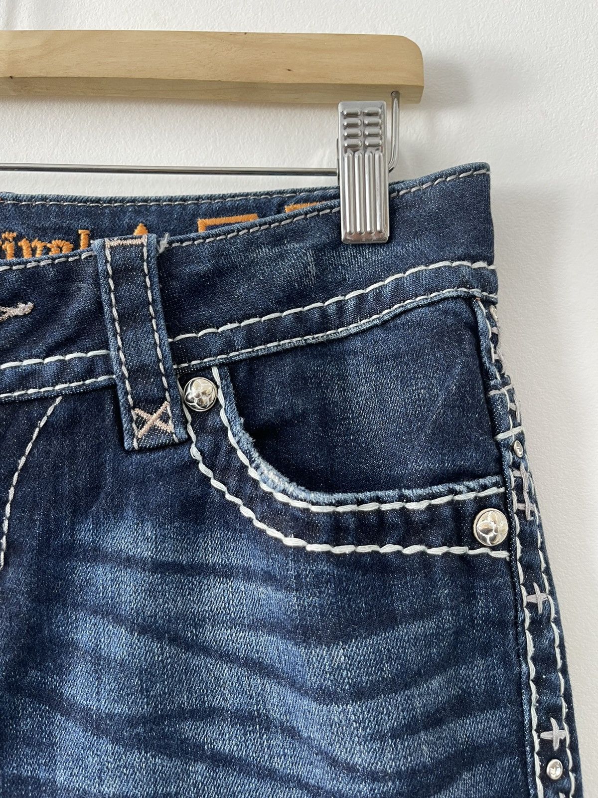 Rock Revival Rare ROCK REVIVAL Skinny Embellished Flap Pockets Size US 29 - 11 Thumbnail
