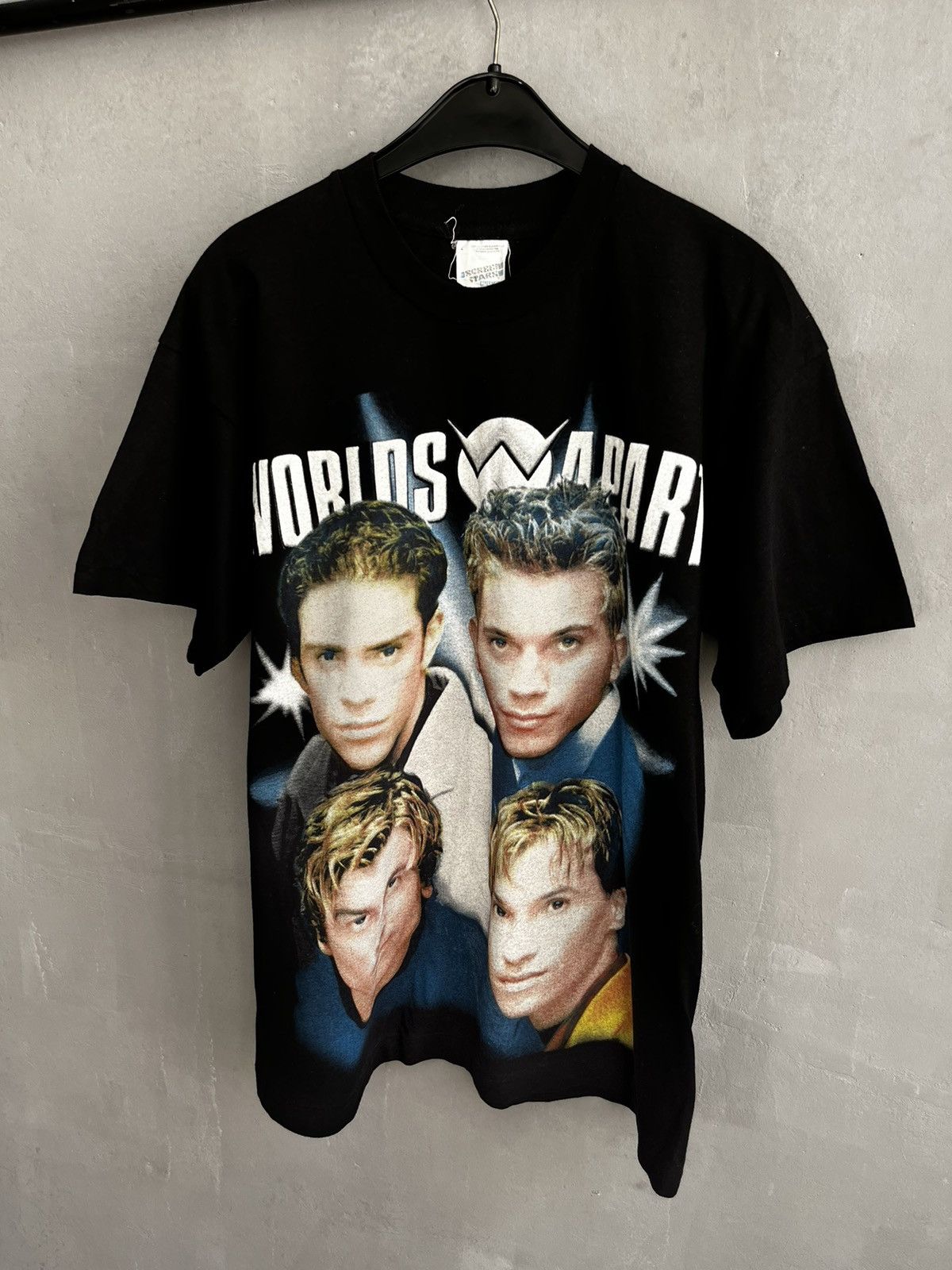 Band Tees × Rap Tees Worlds Apart t shirt Size US L / EU 52-54 / 3 - 1 Thumbnail