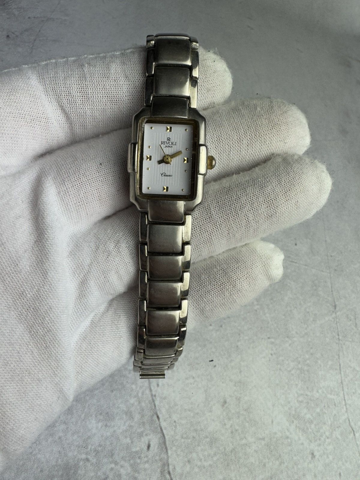 Japanese Brand Rivoli Japanese Style Watch Vintage Size ONE SIZE - 1 Thumbnail