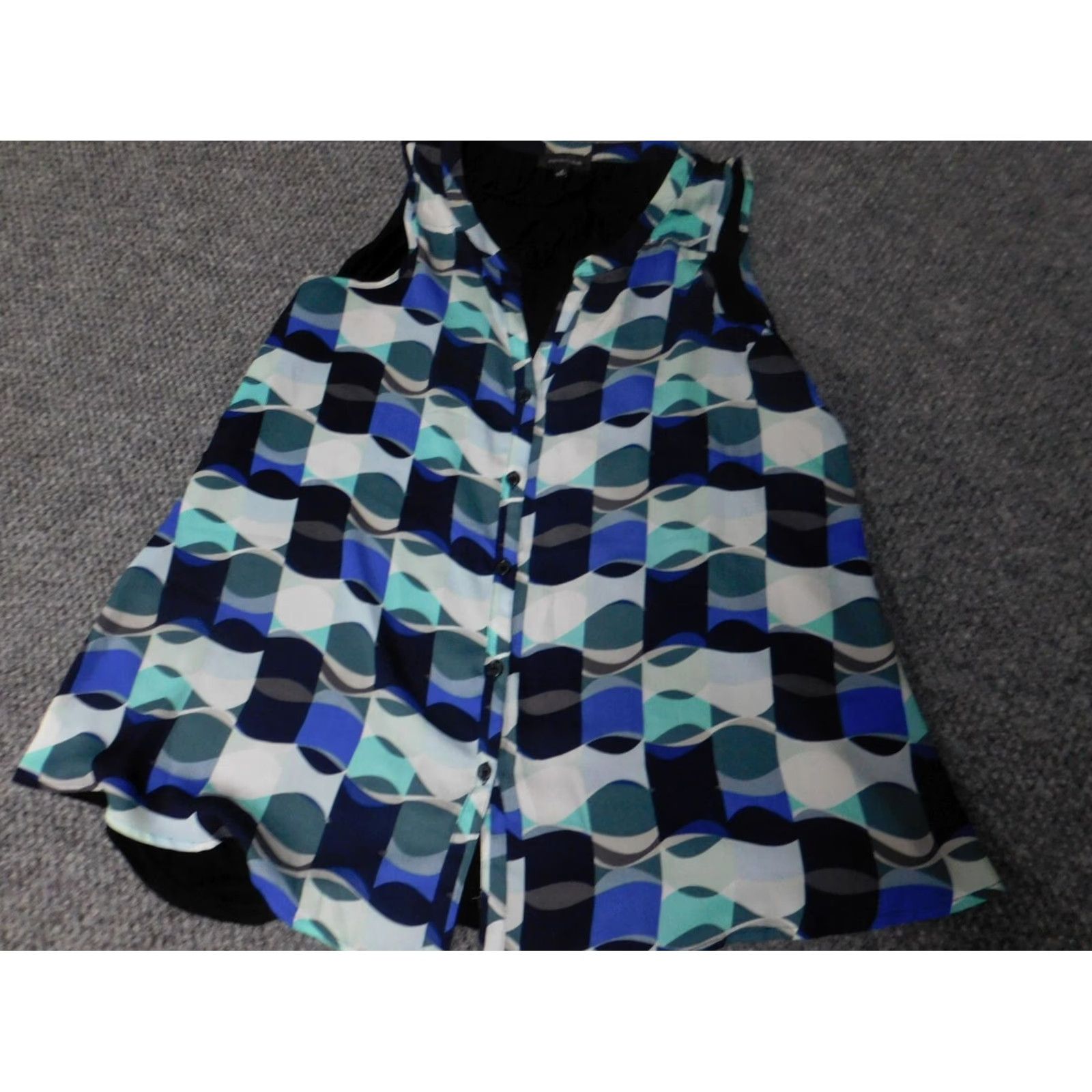 Vintage Spense Womens Blouse M Blue Geometric Round Neck Sleeveless Button Pullover Casual Polyester Down Regular Fit Basic Shirt Womens Size M / US 6-8 / IT 42-44 - 2 Thumbnail