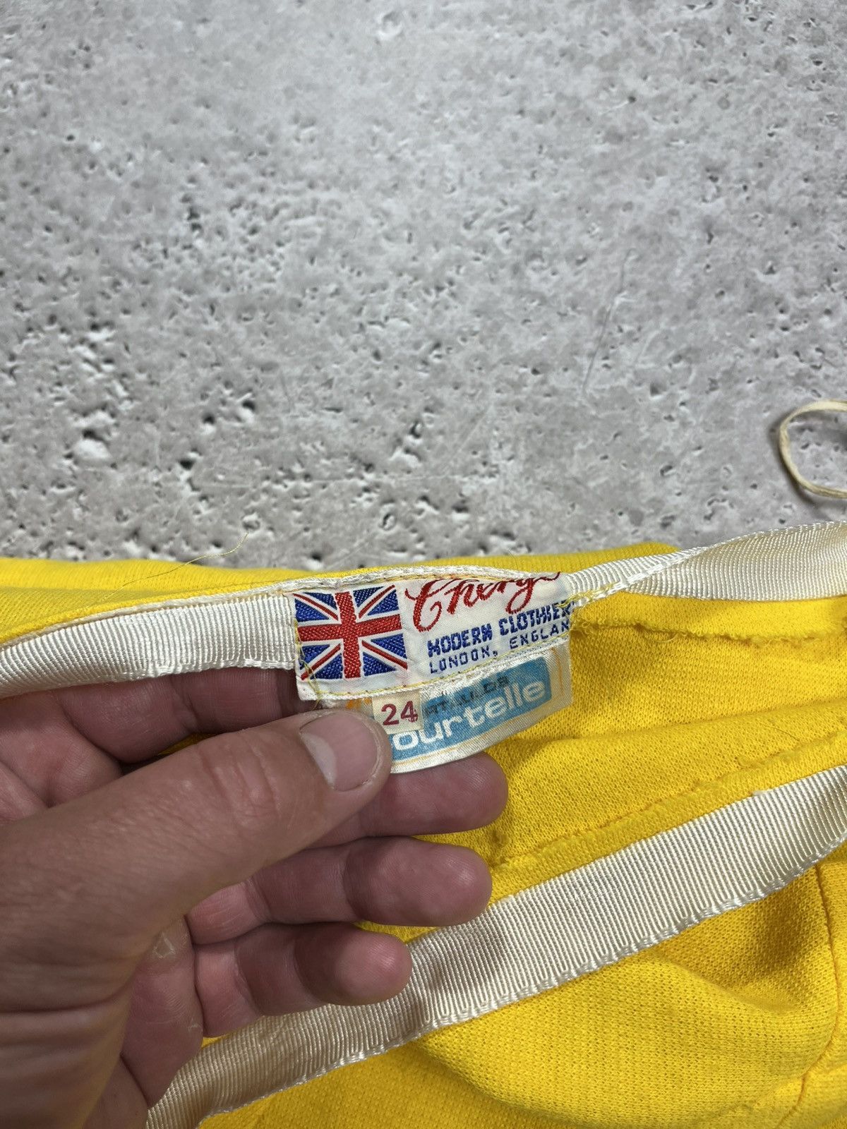 Vintage Vintage 60s Yellow Mini Skirt Ginger London Courtelle UK 24 Size 25" / US 0 / IT 36 - 8 Thumbnail
