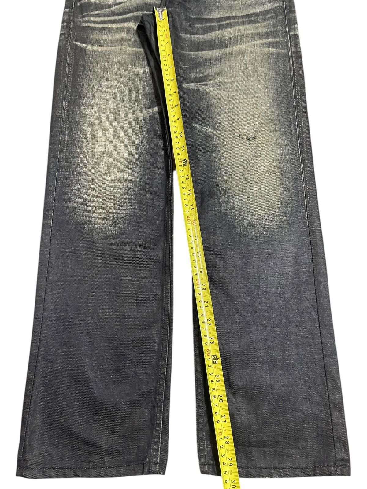 Japanese Brand Vintage Japanese Brand Mud Faded Wash Style Loose Jeans Size US 30 / EU 46 - 13 Thumbnail