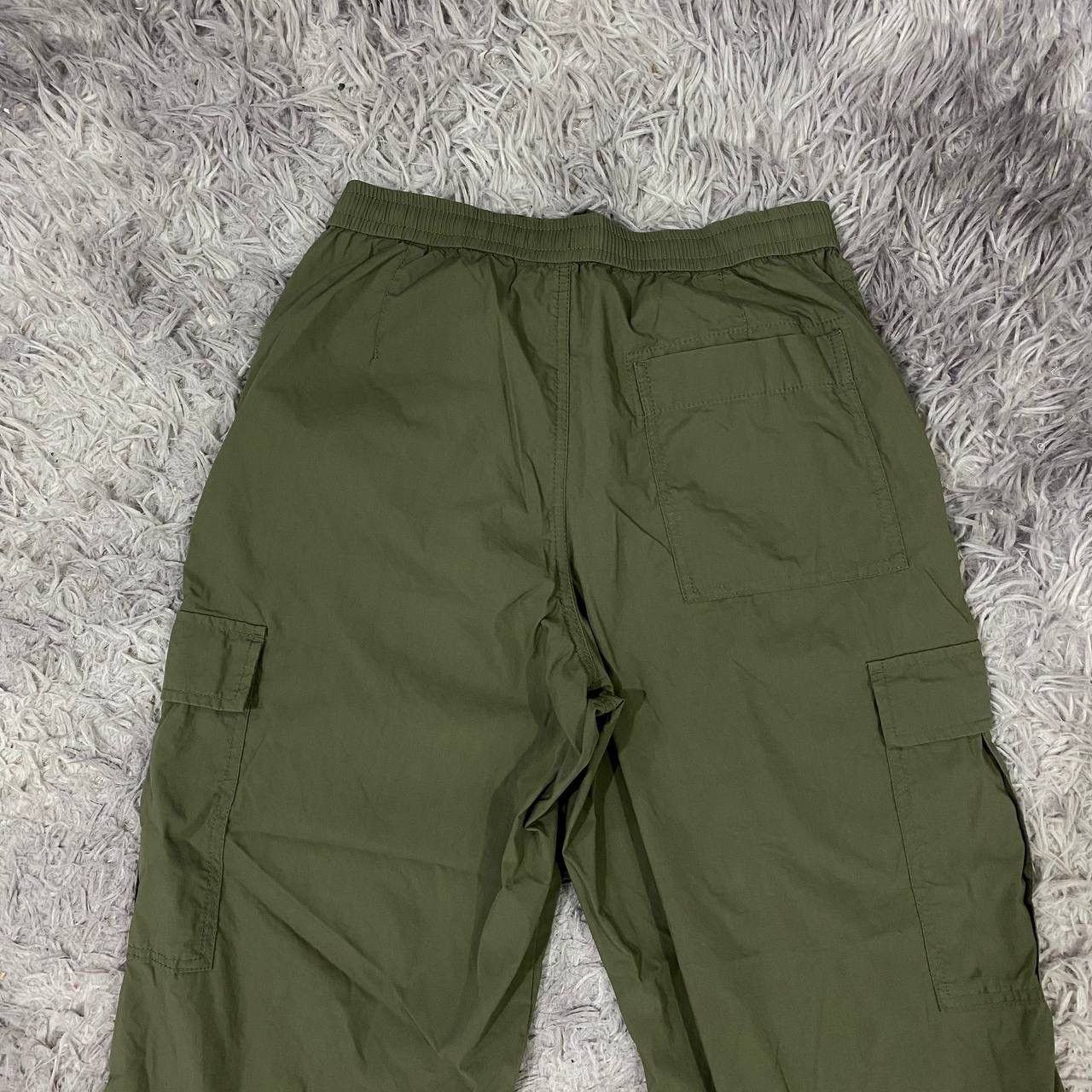 Uniqlo Uniqlo pant parachute Size US 33 - 6 Thumbnail