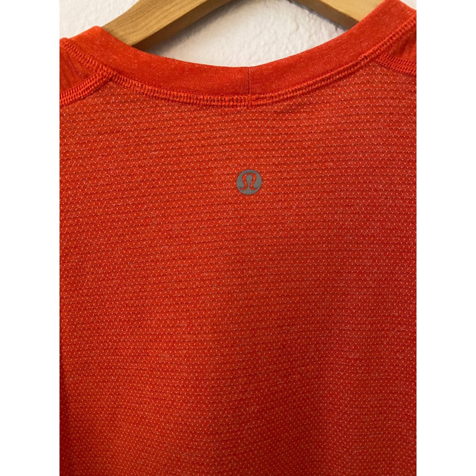Lululemon Men’s Lululemon top Size US M / EU 48-50 / 2 - 5 Thumbnail