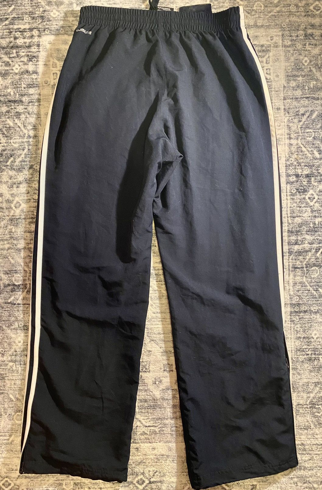 Adidas × Vintage Adidas Essentials 3-Stripes Woven Pants - Early 2000s Size US 32 / EU 48 - 5 Thumbnail