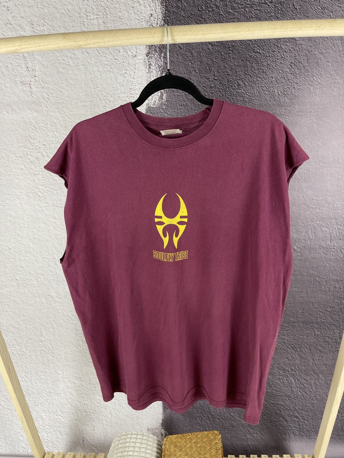 Band Tees FOTL vintage y2k red soulfly tribe nu metal promo tee shirt Size US XL / EU 56 / 4 - 2 Thumbnail
