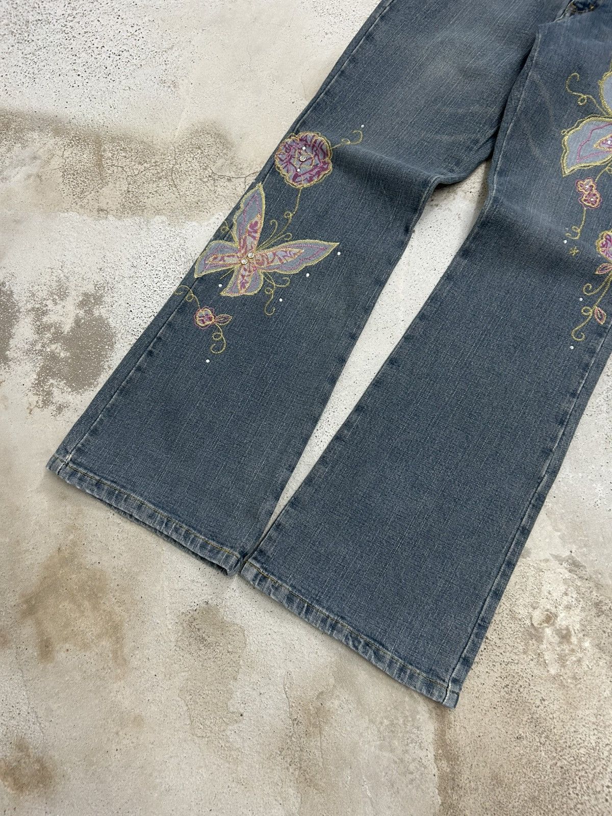 Le Grande Bleu (L.G.B.) Flared Embroidered Jeans Design Flower Size 27" / US 4 / IT 40 - 3 Thumbnail