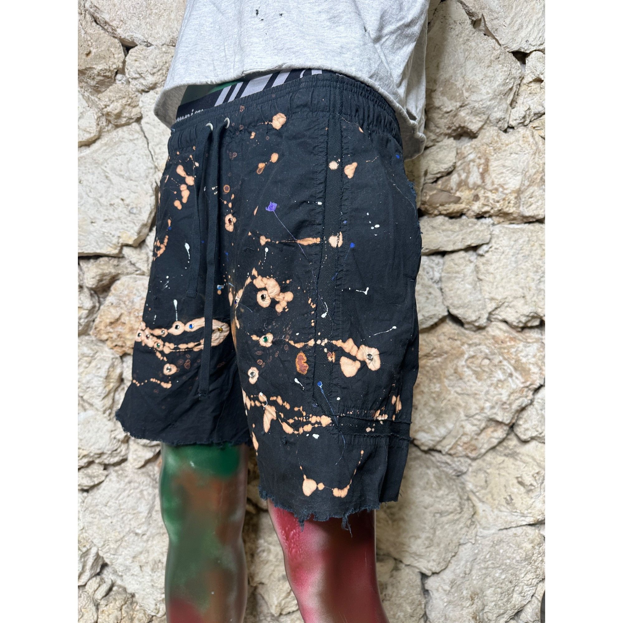 Handmade × John Elliott DRO Lab Custom 1/1 ART x John Elliott Distressed Shorts Size US 34 / EU 50 - 17 Thumbnail