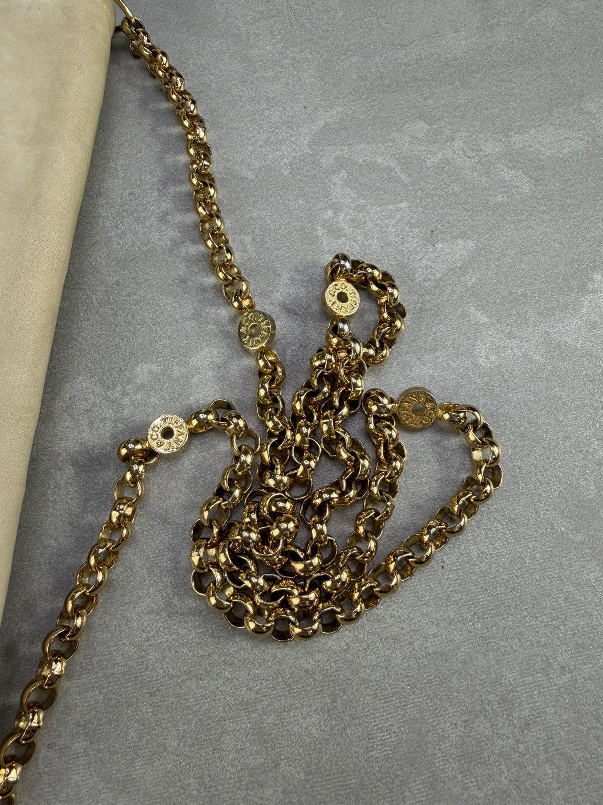 Tiffany & Co. TIFFANY & Co. Chain Shoulder Bag crossbody beigegold vintage Size ONE SIZE - 24 Thumbnail