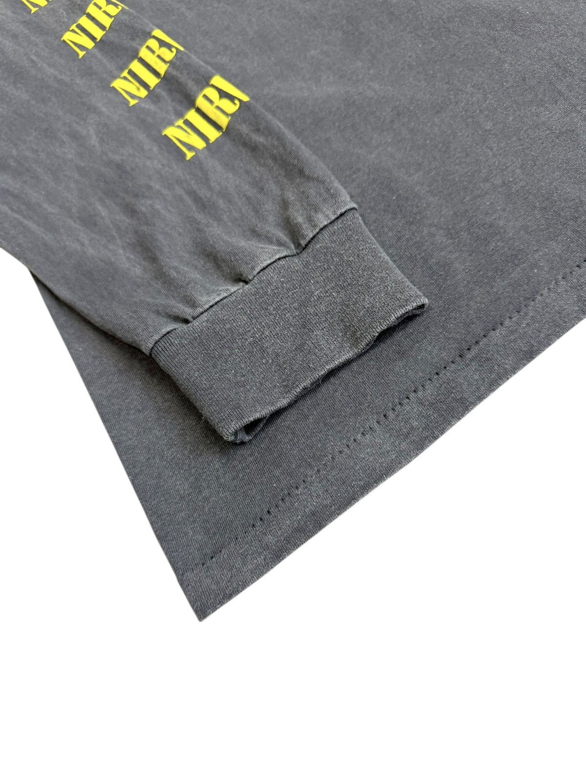 Band Tees Vintage 90s Nirvana Yellow Smiley Gray Faded Long sleeve Size US L / EU 52-54 / 3 - 7 Thumbnail