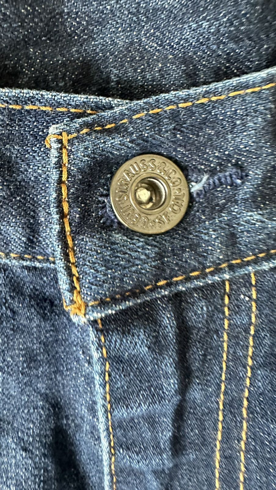 Levi's VINTAGE LEVIS 512 DISTRESSED JORTS Size US 32 / EU 48 - 6 Thumbnail