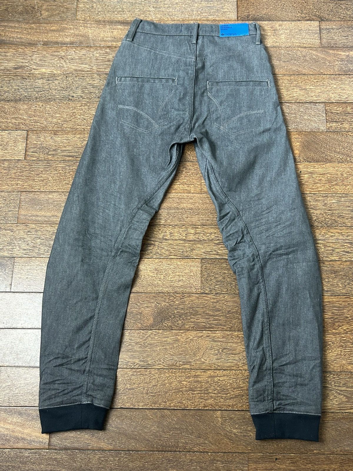 Adidas × Designer × Yeezy Adidas Original Barrel Leg Denim Pants Size US 26 / EU 42 - 3 Thumbnail