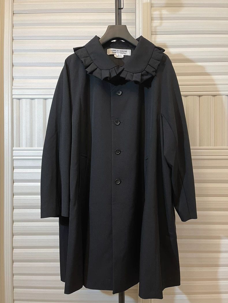 Comme Des Garcons Wool coat with ruffled collar black