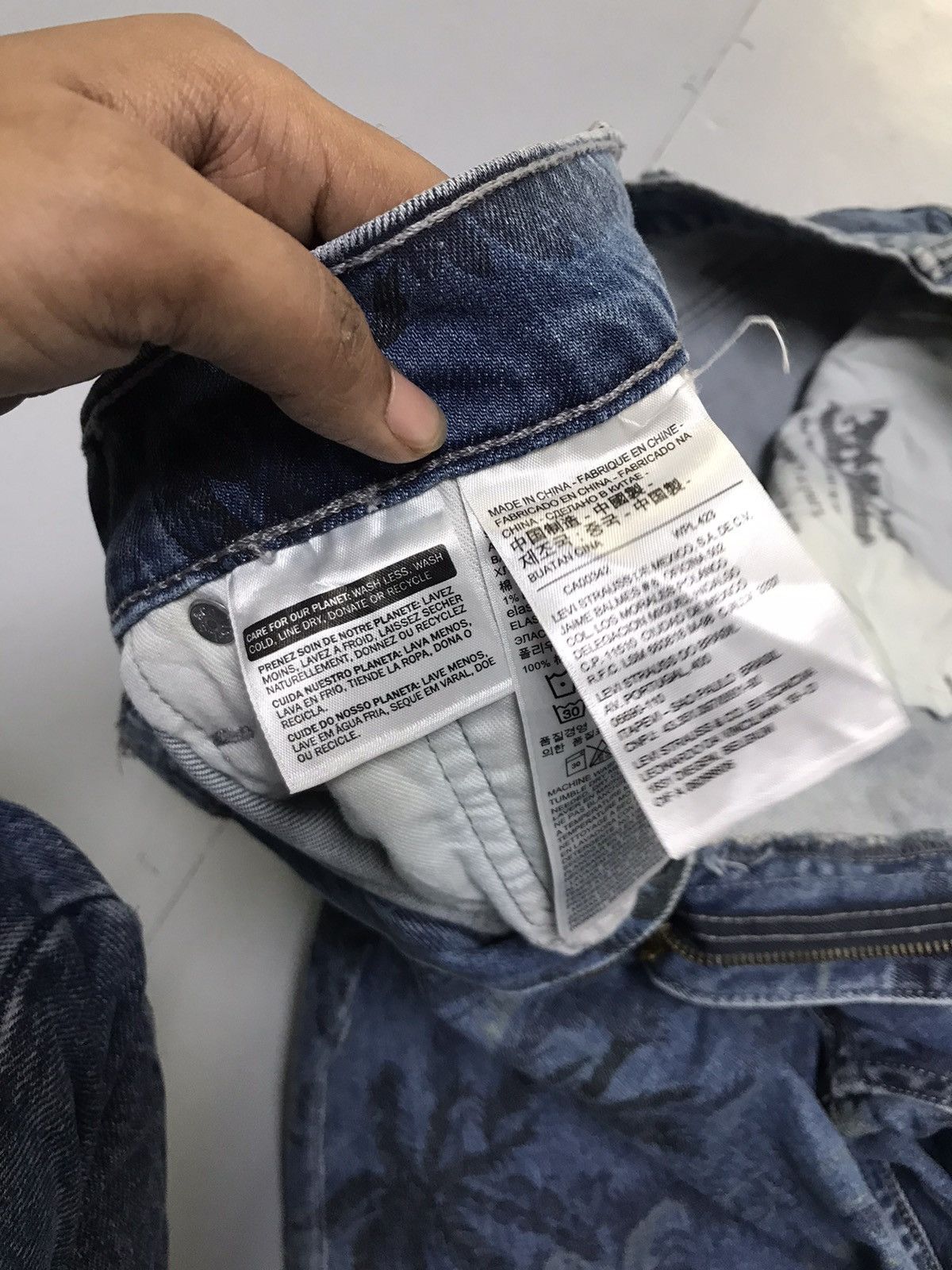 Levi's Vintage Levi’s 502 bleached jort Size US 40 / EU 56 - 4 Thumbnail