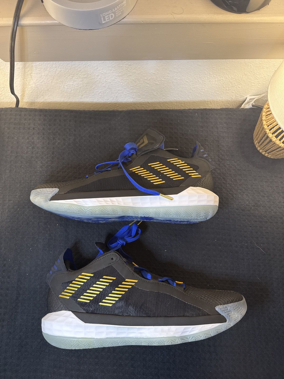 Adidas Adidas Dame 6 Size 12 Size US 12 / EU 45 - 6 Thumbnail