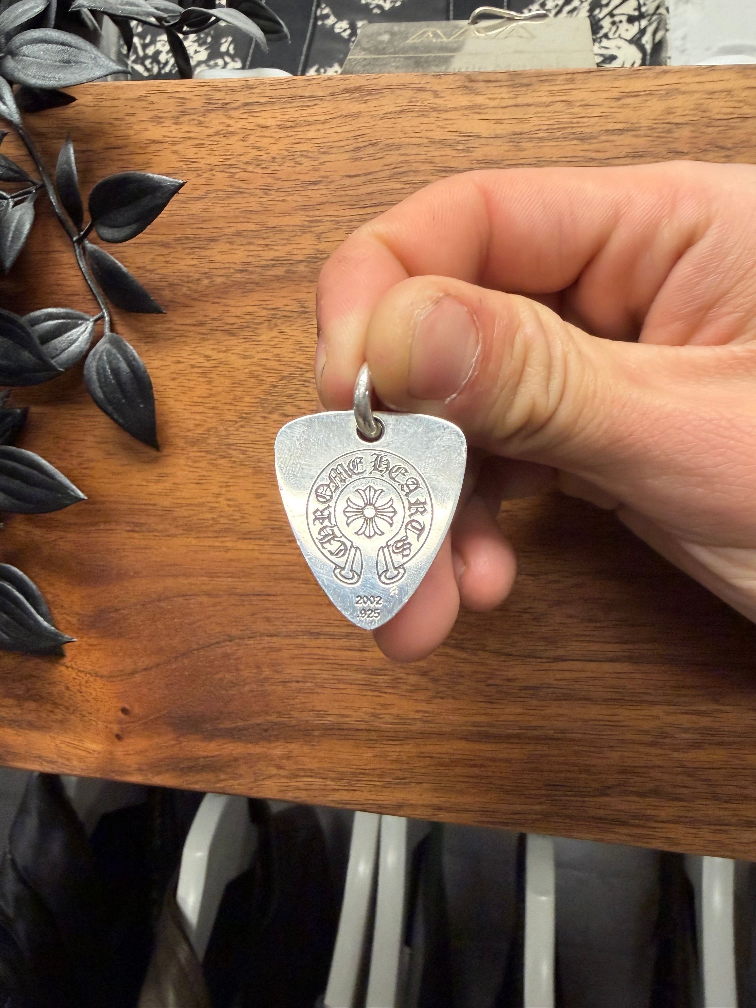 Chrome Hearts Chrome Hearts ‘Fucker’ Star Cross Guitar Pick Pendant Size ONE SIZE - 2 Thumbnail