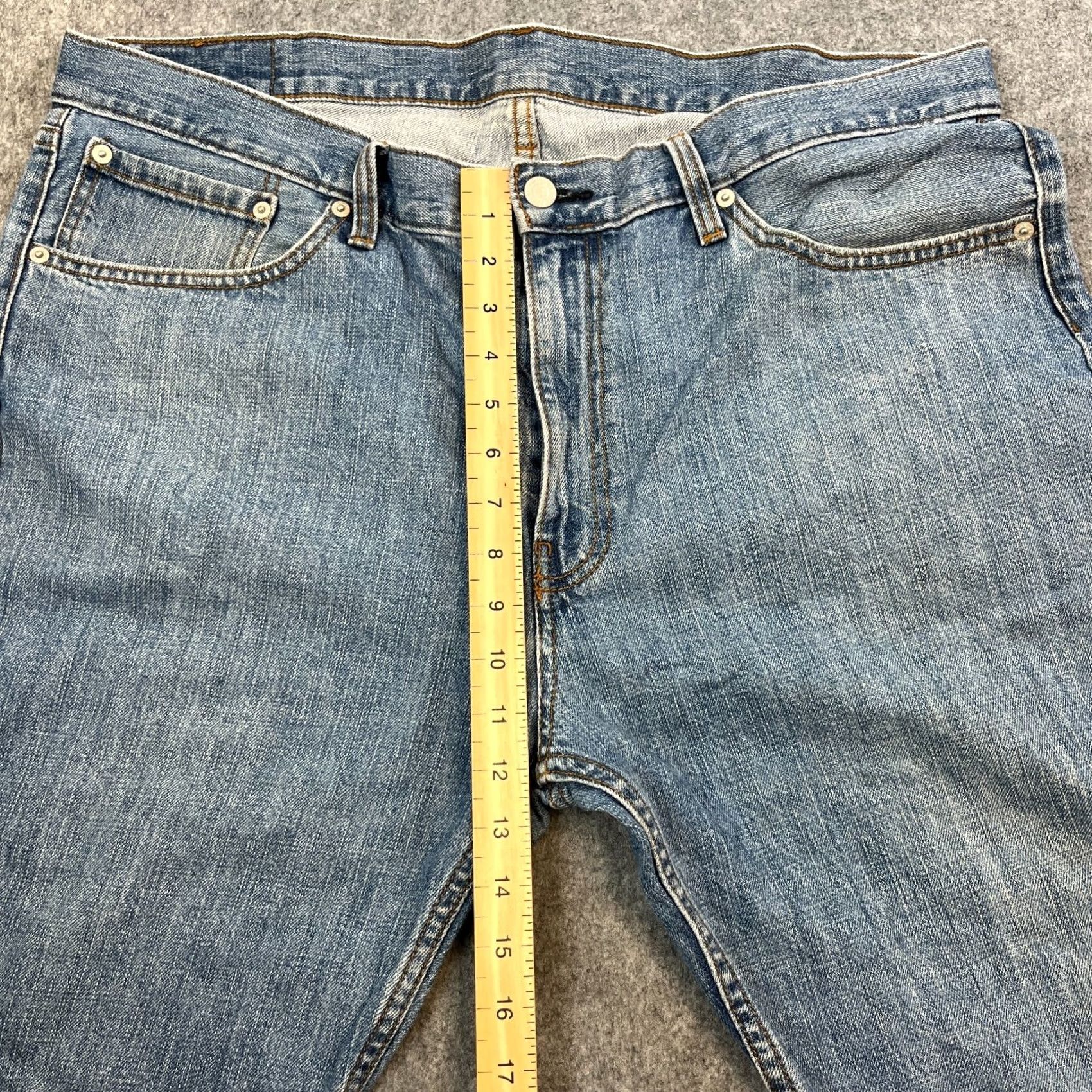 Levi's Levi's 751 Jeans Regular Straight 40 32 Mid Wash Blue 100% Cotton Zip Fly Mens Size US 40 / EU 56 - 5 Thumbnail