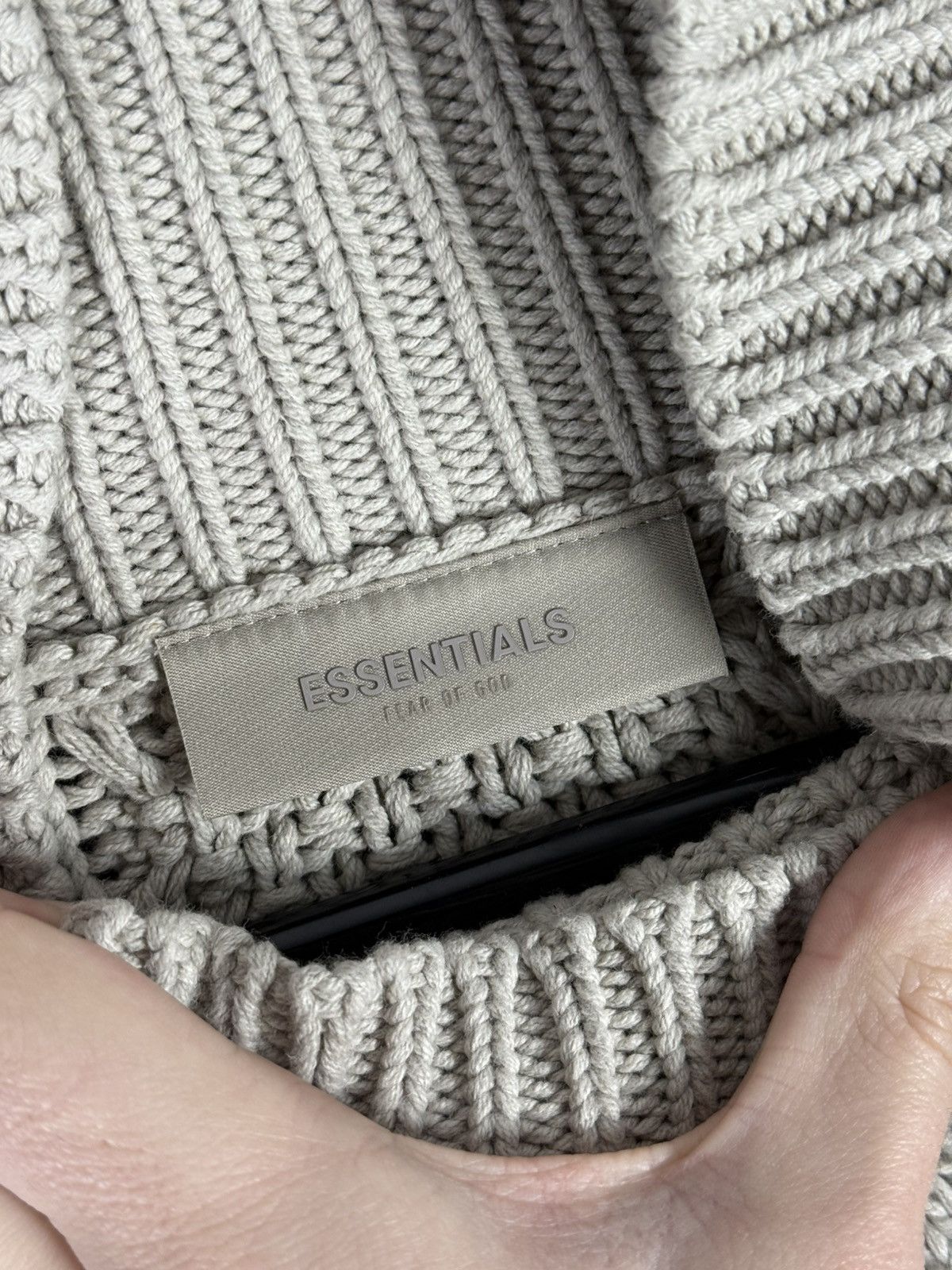 Fear of God FEAR OF GOD ESSENTIALS Oversized Cable Knit Cotton Sweater Size US S / EU 44-46 / 1 - 7 Thumbnail
