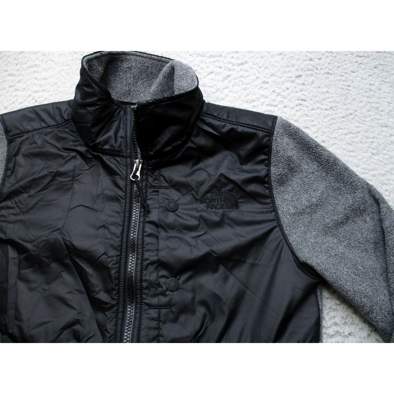 The North Face The North Face Jacket Womens Small Gray Black Fleece Softshell Hybrid Full Zip Size S / US 4 / IT 40 - 2 Thumbnail