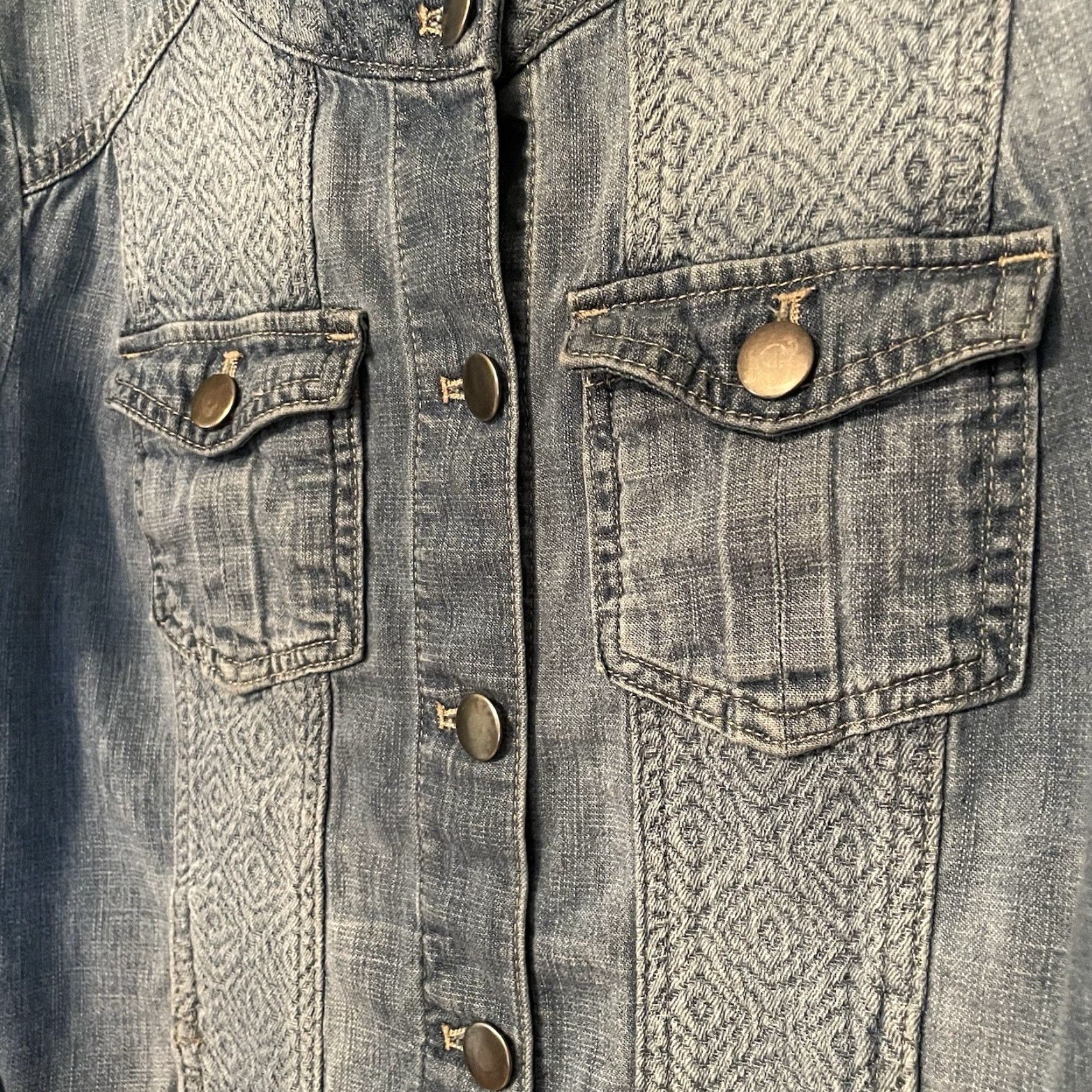 Vintage VINTAGE Christopher & Banks Denim Jean Jacket Women’s L Jacquard Blue Pockets Boho Jacket Mens? Wait. Size 36" / US 14 / IT 50 - 2 Thumbnail
