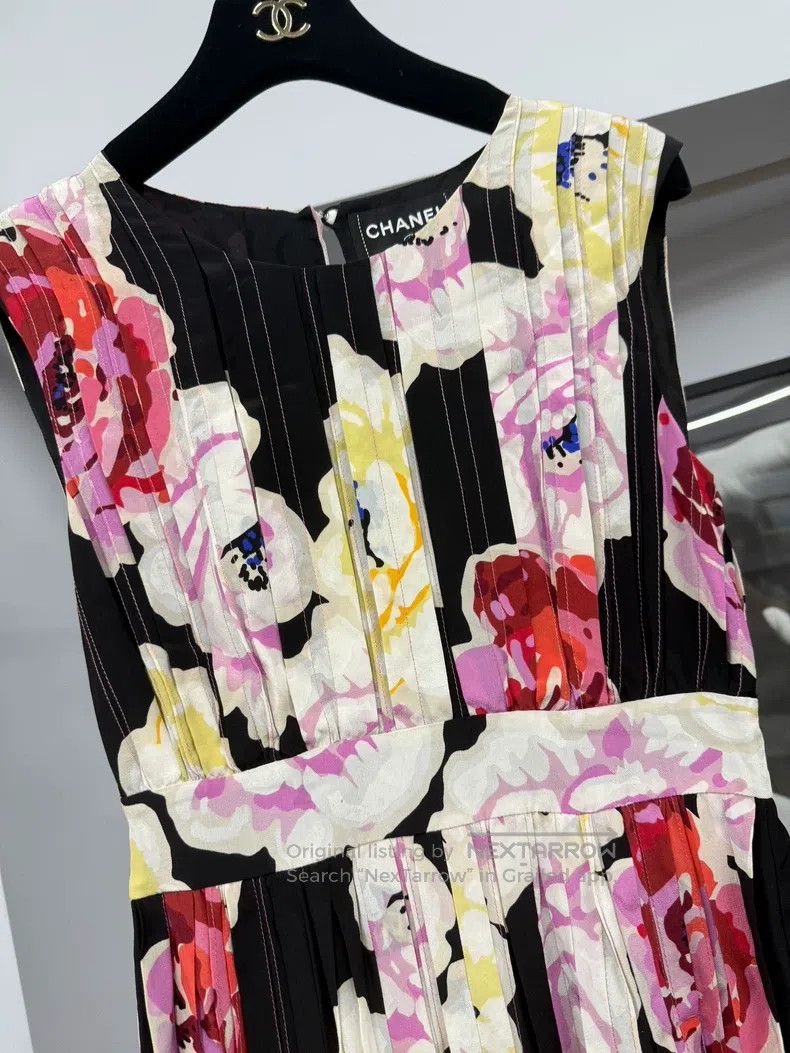 Chanel Chanel Camelia silk printed dress Size XS / US 0-2 / IT 36-38 - 2 Thumbnail