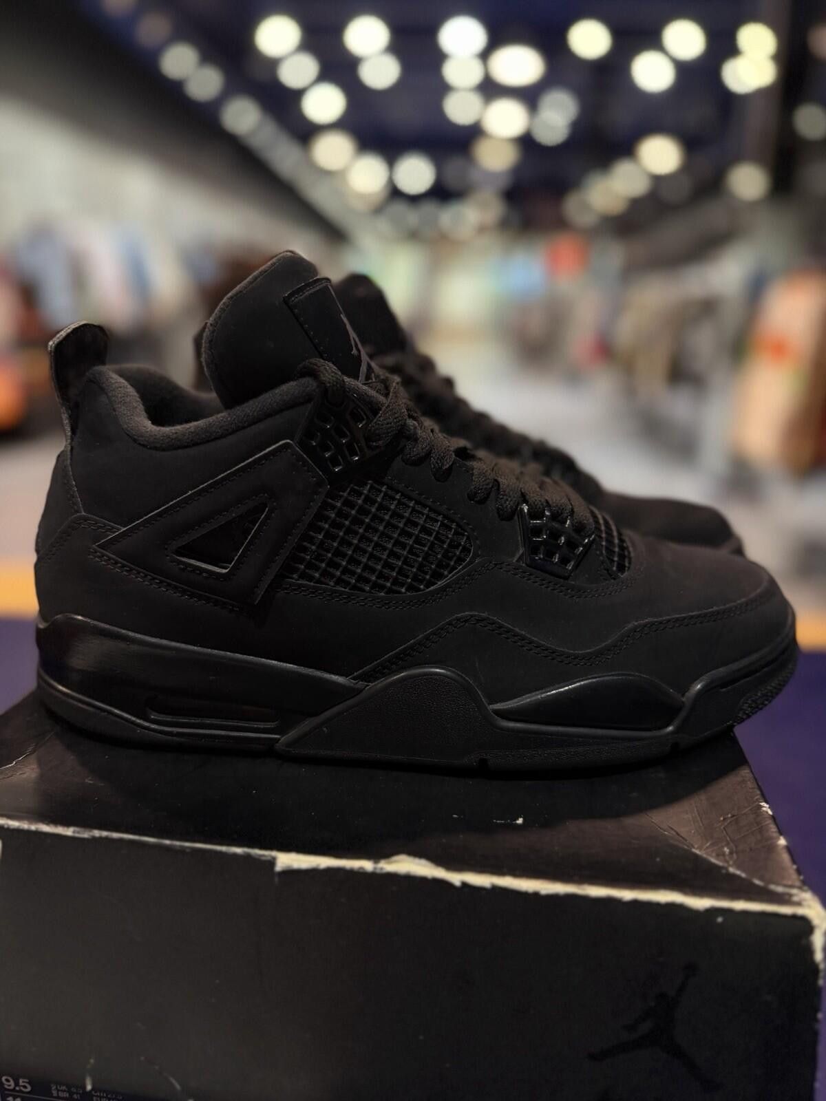 Jordan Brand Jordan Air Jordan 4 Black Cat Low Top Sneaker 2020 Men's 9.5 Size US 9.5 / EU 42-43 - 1 Thumbnail