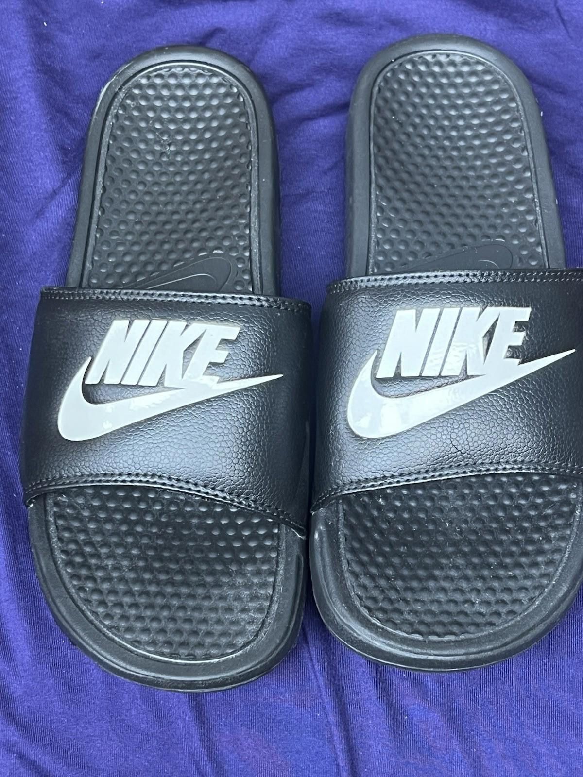 Nike Nike Benassi 12 JDI Black/White Men Slides Sandal 343880090 Size US 12 / EU 45 - 2 Thumbnail
