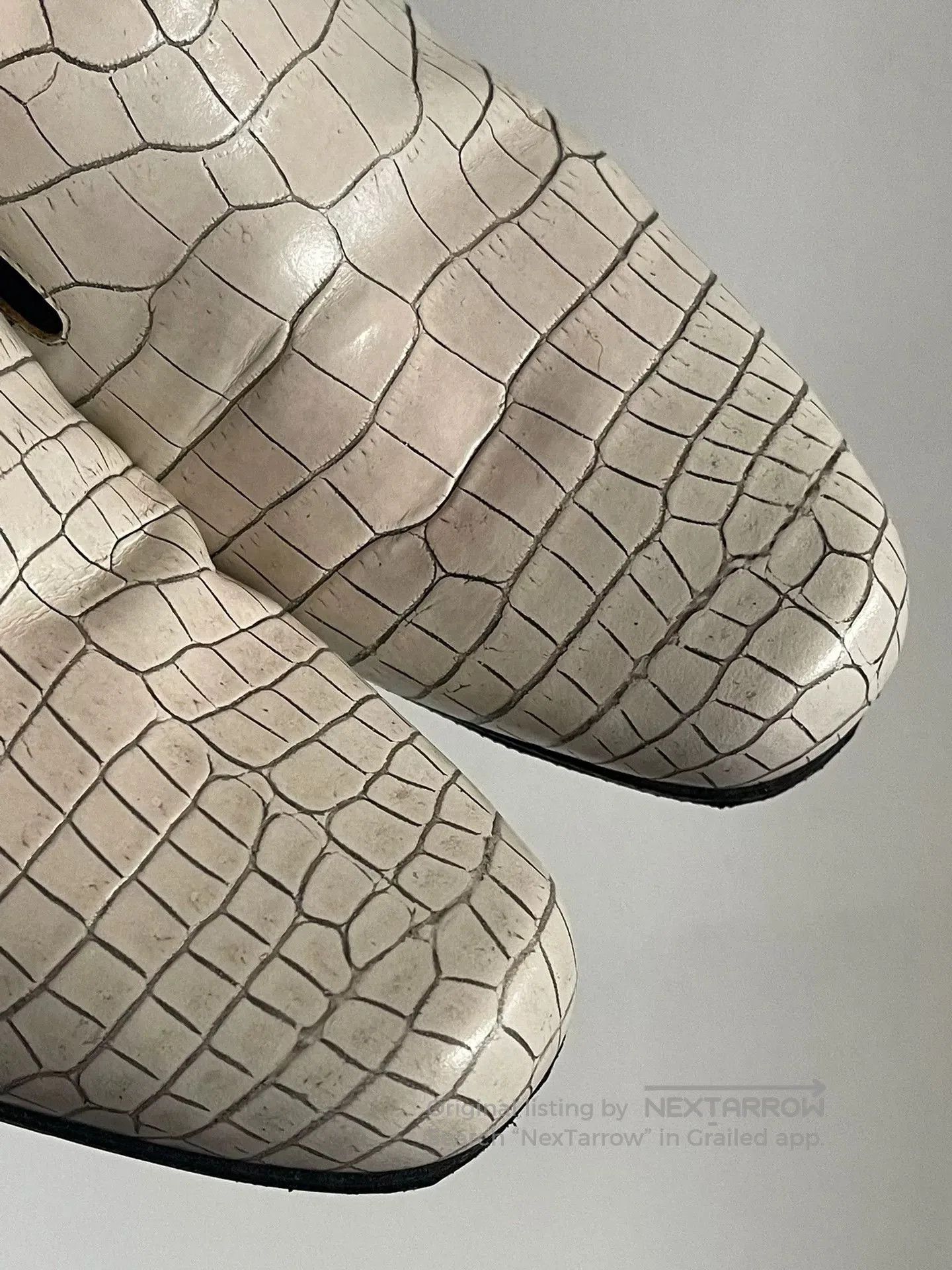 Dries Van Noten Dries Van Noten Beige Croc Patent Mules. Size US 6 / IT 36 - 7 Thumbnail