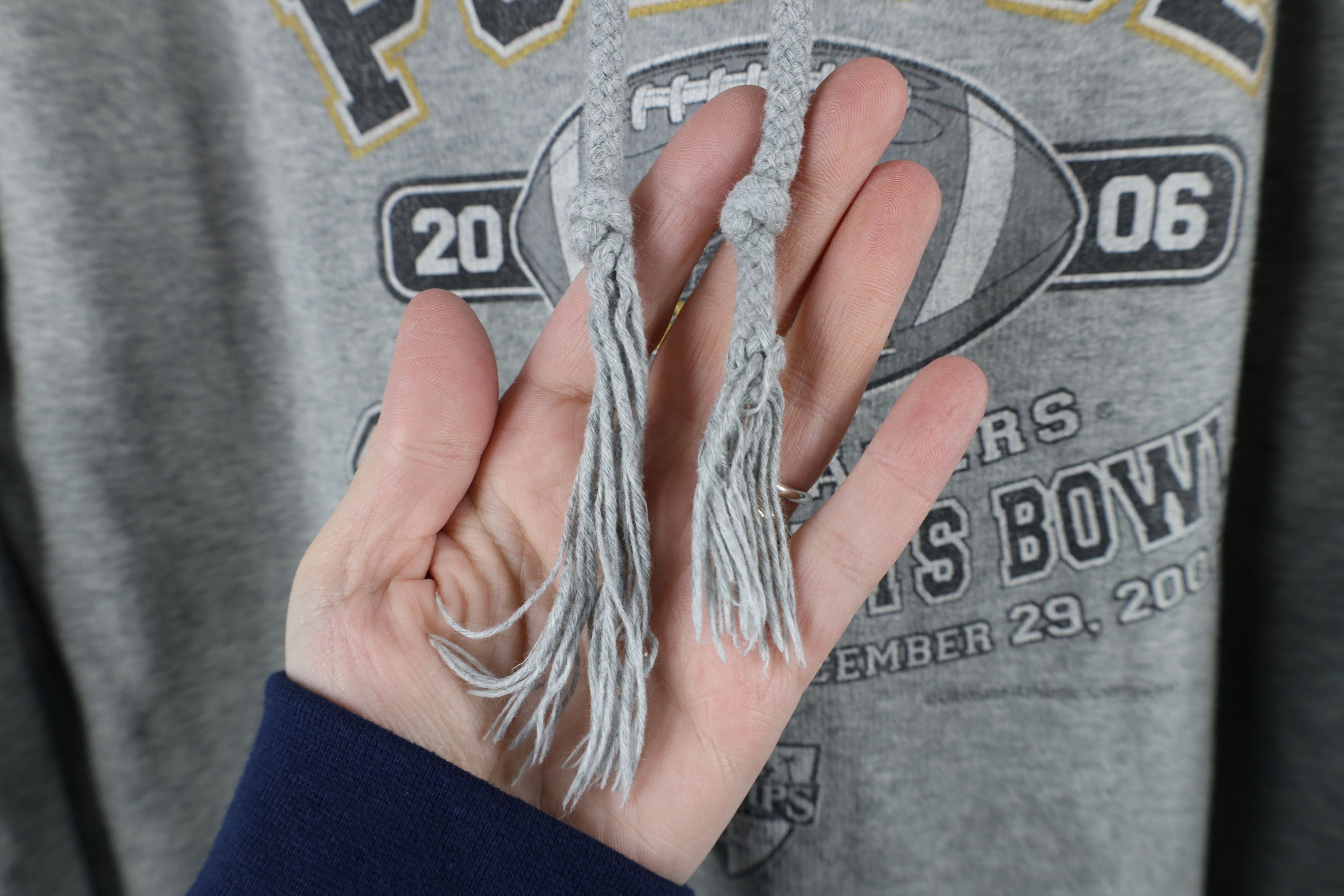 Vintage Vintage Y2K 2006 University Champs Sports Bowl Hoodie Size US S / EU 44-46 / 1 - 4 Thumbnail