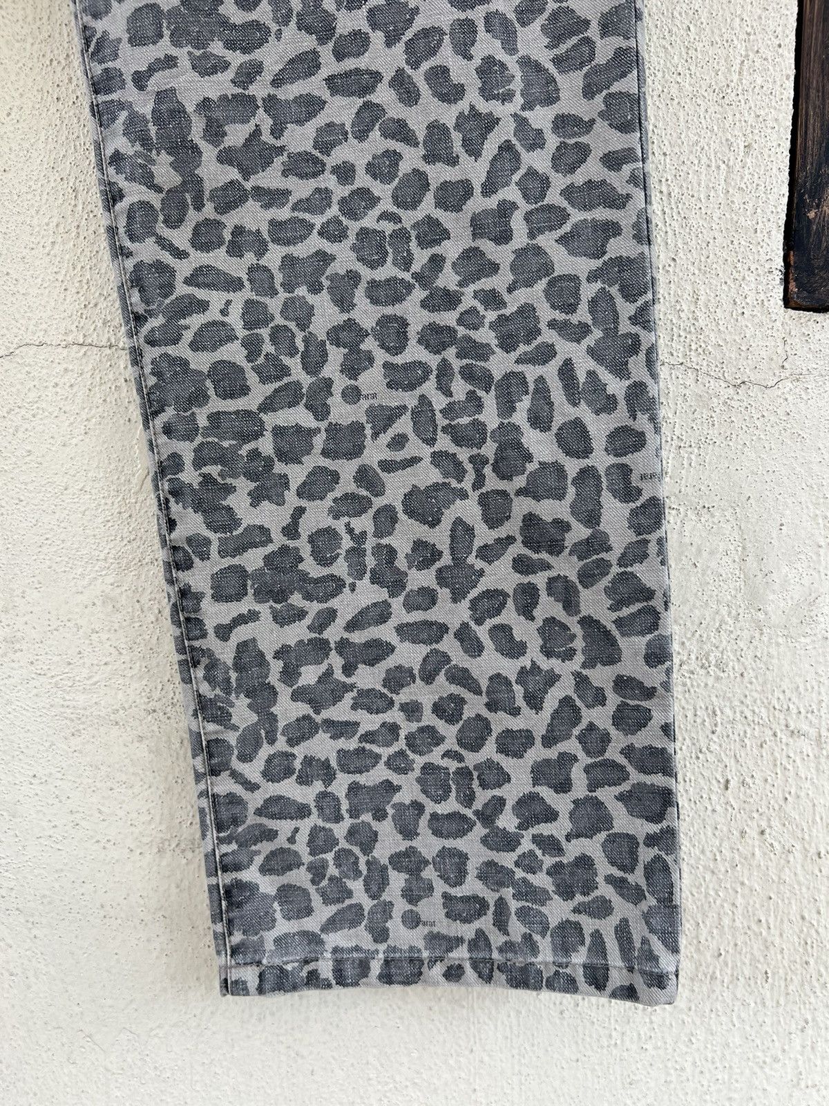 Devilock Vintage DOARAT Japan Faded Leopard Camo Baggy Pant Size US 32 / EU 48 - 13 Thumbnail
