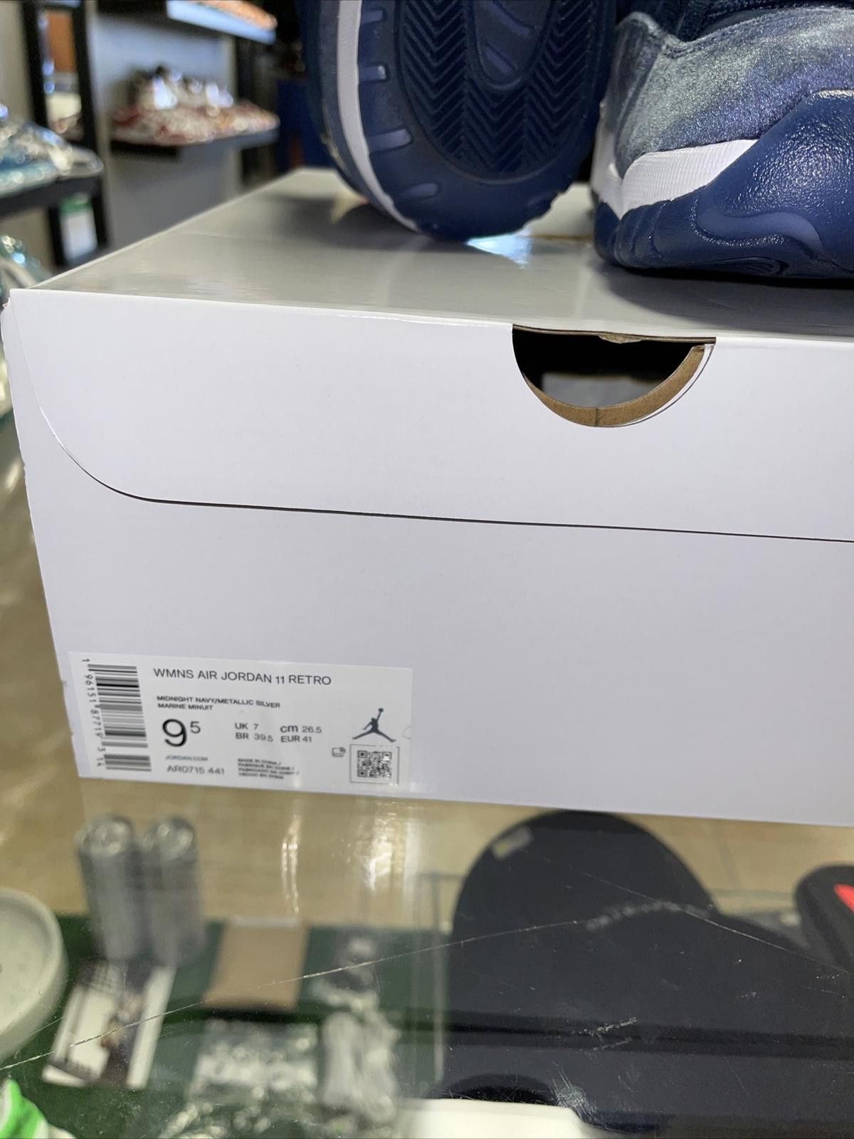 Jordan Brand Size 9.5w - Jordan 11 Retro Navy Velvet 2022, AR0715-441 Size US 9.5 / IT 39.5 - 7 Thumbnail