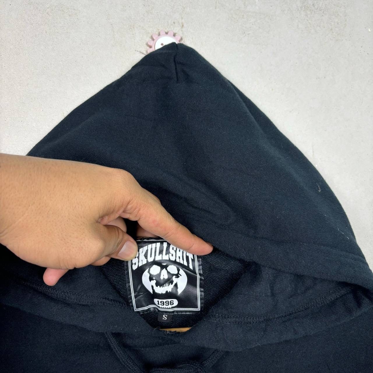 Japanese Brand SKULLSHIT Japan Black Metal Logo Hoodie S 1996 Harajuku Size US S / EU 44-46 / 1 - 3 Thumbnail