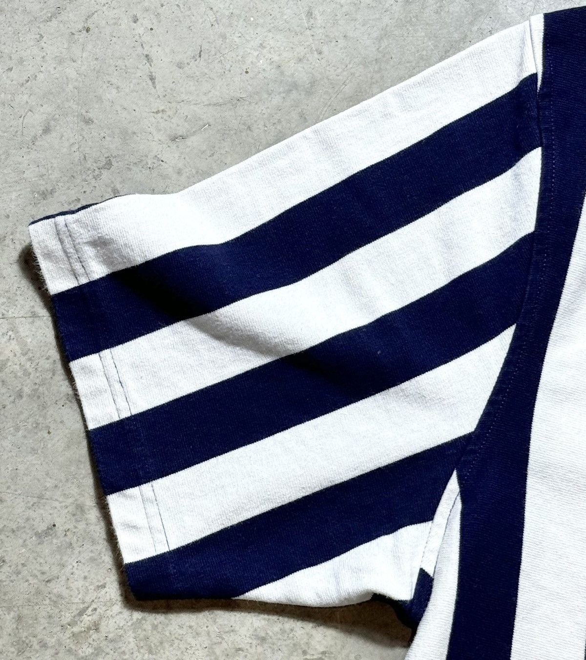 Undefeated × Vintage Undefeated Striped Roller Blue White Shirt size L Size US L / EU 52-54 / 3 - 3 Thumbnail