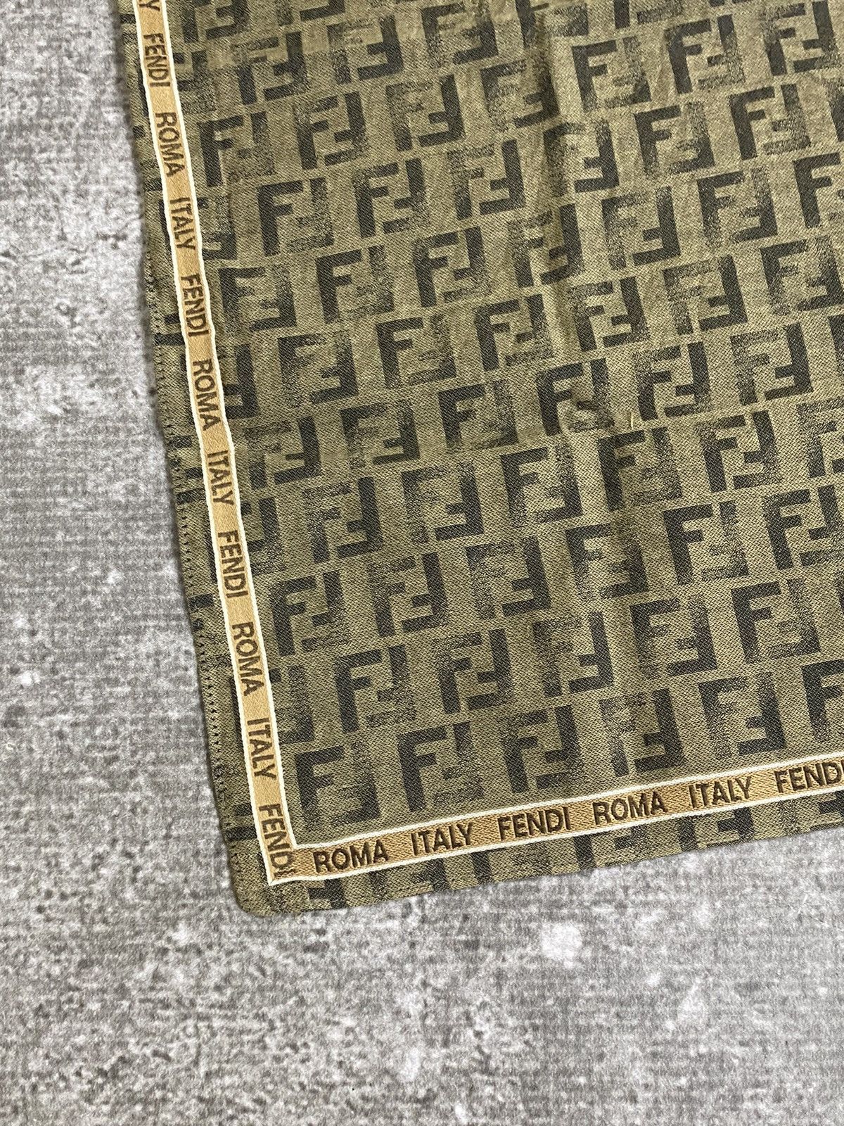 Fendi Fendi Monogram Handkerchief / Bandana / Neckerchief Size ONE SIZE - 3 Thumbnail