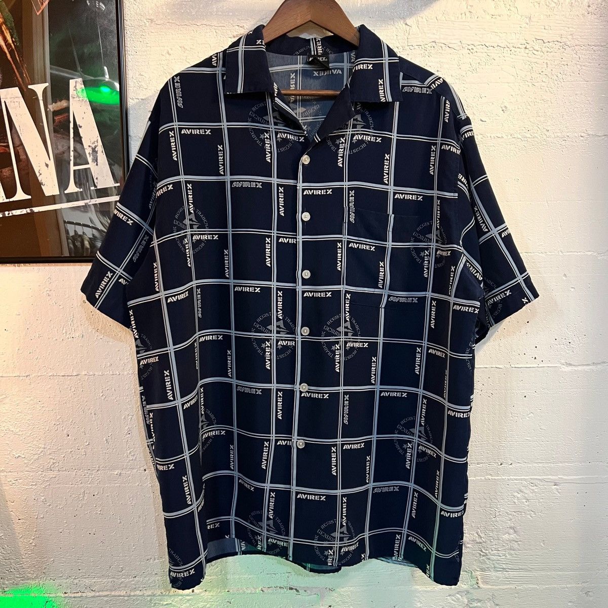 Avirex Vintage Avirex All Over Print Loop Collar Shirt - Size Large Size US L / EU 52-54 / 3 - 1 Thumbnail